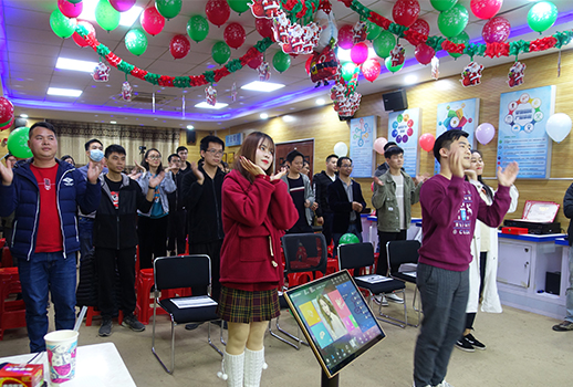 【惠声圣诞主题生日会】好声音惊喜开唱，欢声笑语不断